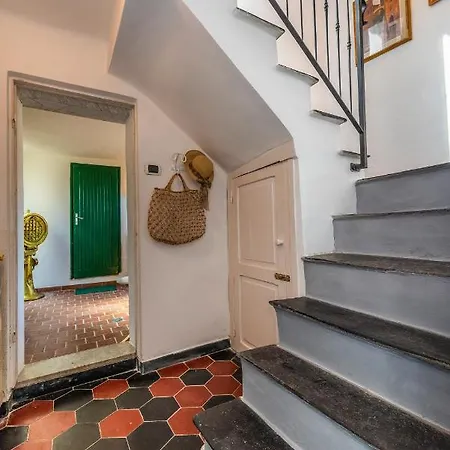 Antique Charm With Terrace * Fezzano (Liguria)