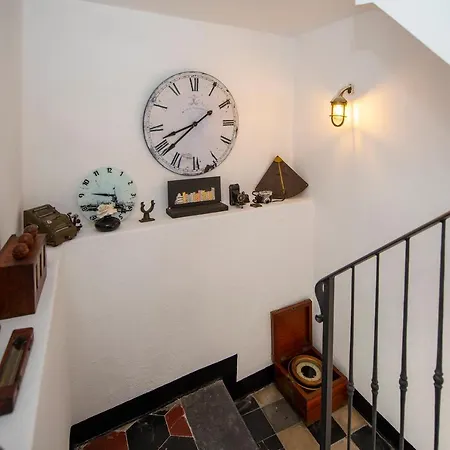 Antique Charm With Terrace Appartement Fezzano (Liguria)